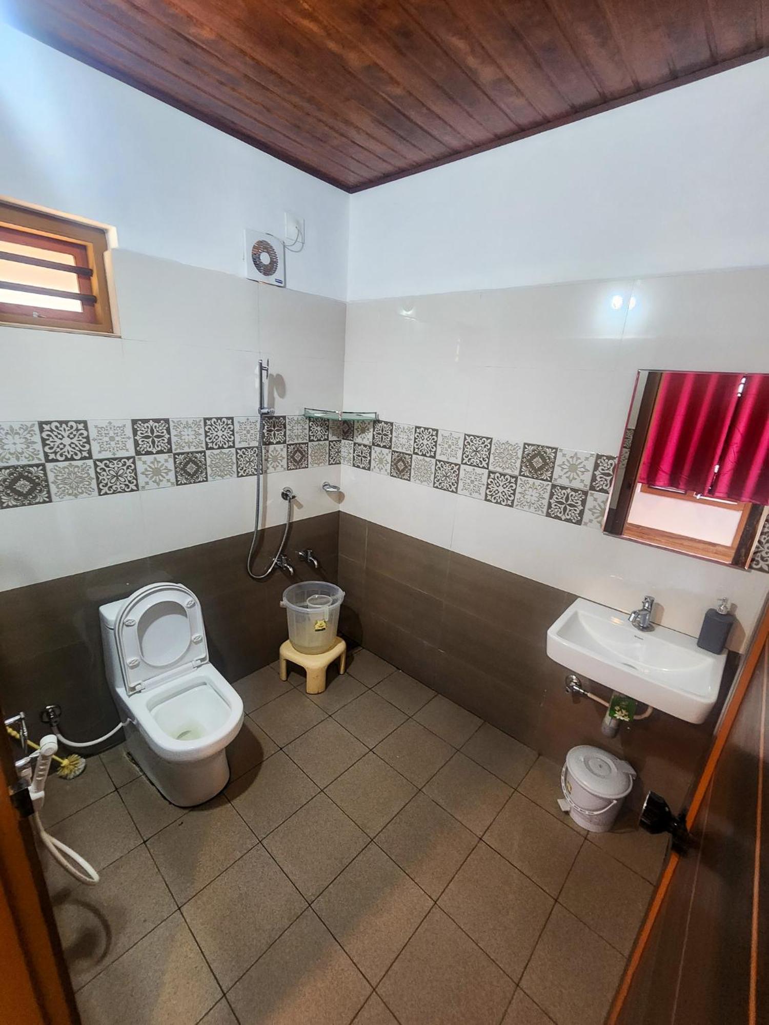 Celestial Heights Homestay Kurchi Kültér fotó